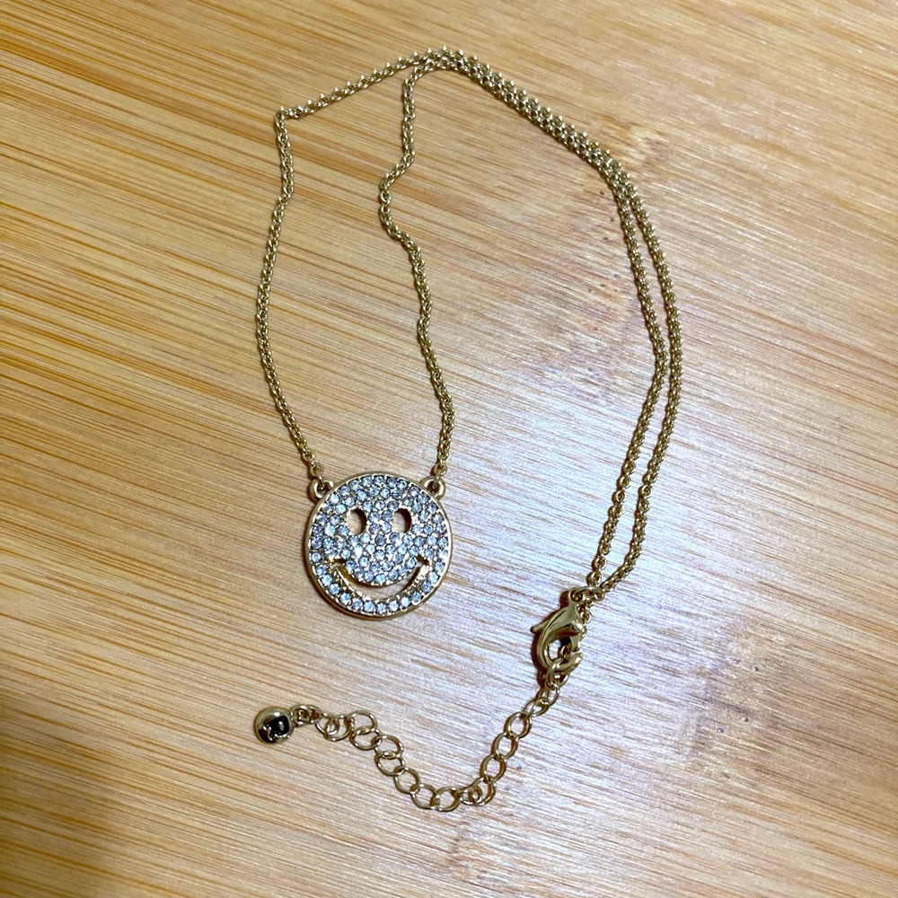 Rachel Roy Smiley Face Necklace 😁